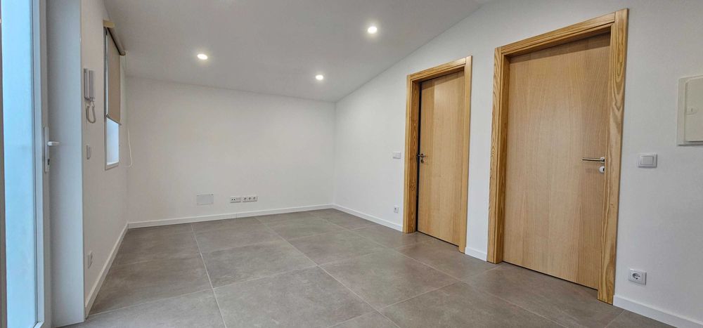 APARTAMENTO T2 (NOVO) – 2.º piso de moradia