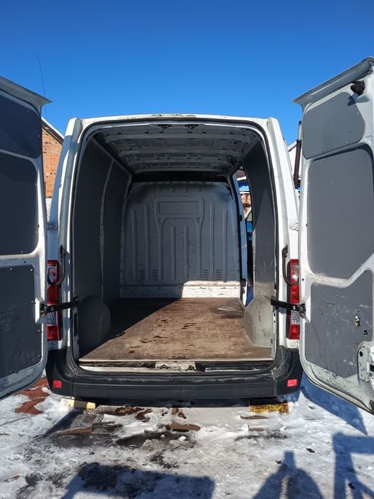 Вантажні перевезення.