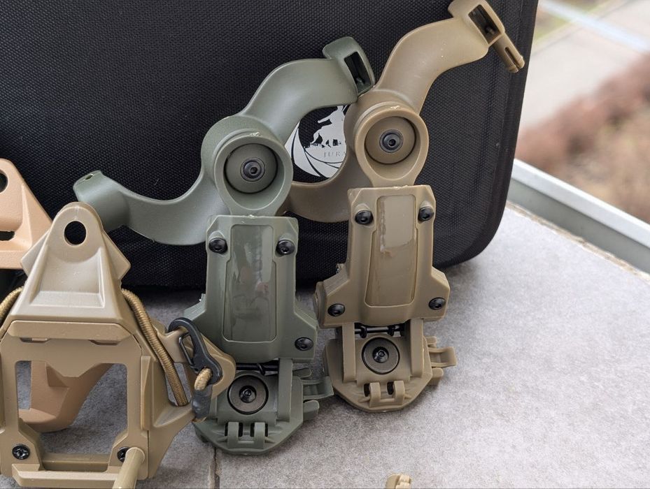 Шрауди, пікатіні, кавери, прути, чебурашки до шолому