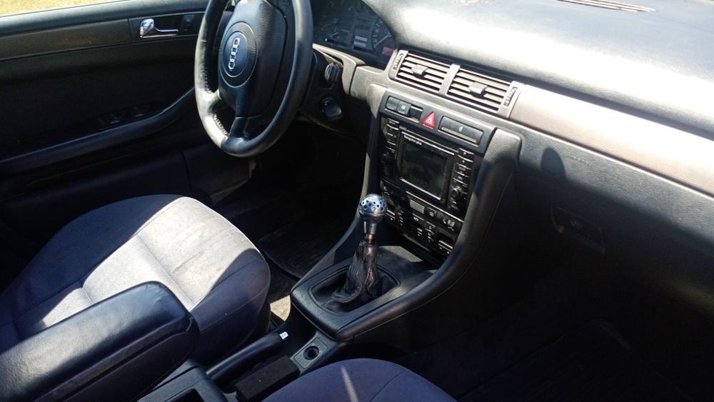 Продам Audi A6 C5 по запчастинам