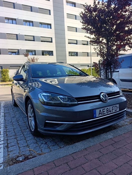 VW Golf Variant 1.6 TDi DSG Sound