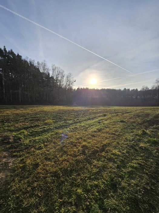 Działka budowlana – WZ, prąd, woda, blisko jezior