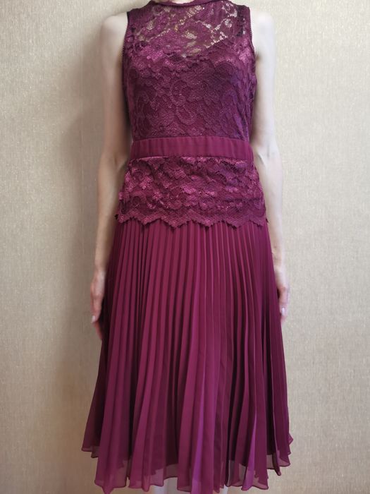 Платья  для  дам