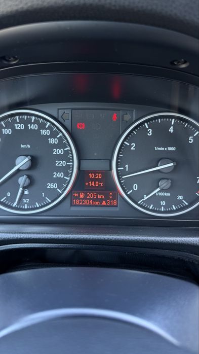 BMW E92 320i Coupé Pack M • 184cv