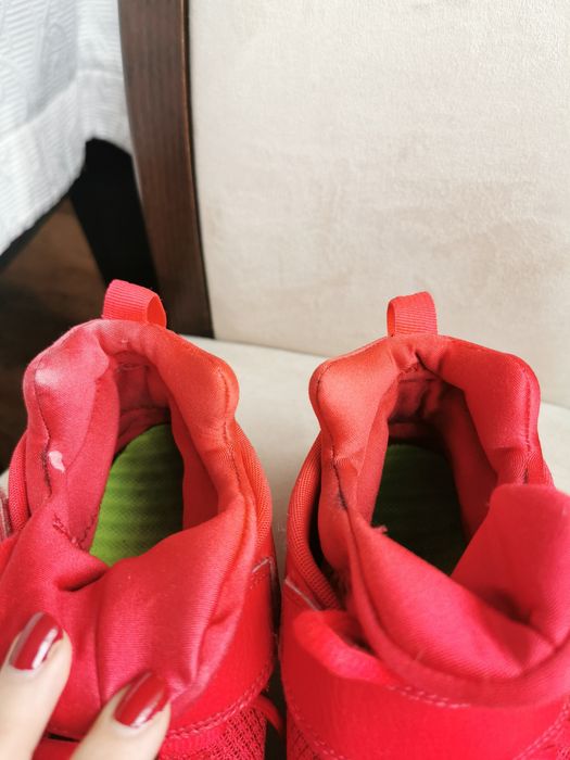 Buty sportowe Nike Kwazi 26,5cm