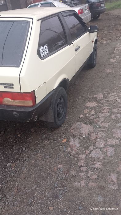 Продам  на повному ходу