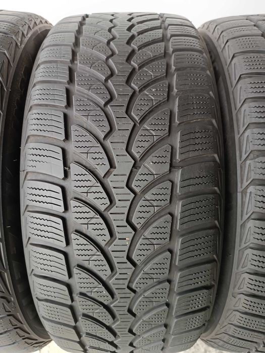 Зимові шини 225/50 R17 Bridgestone blizzak lm 32
