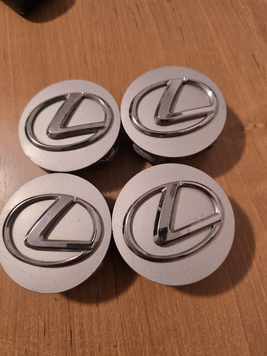 Dekielki felg lexus is