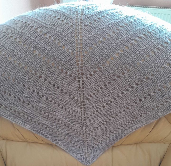 Бактус-шаль ручної роботи