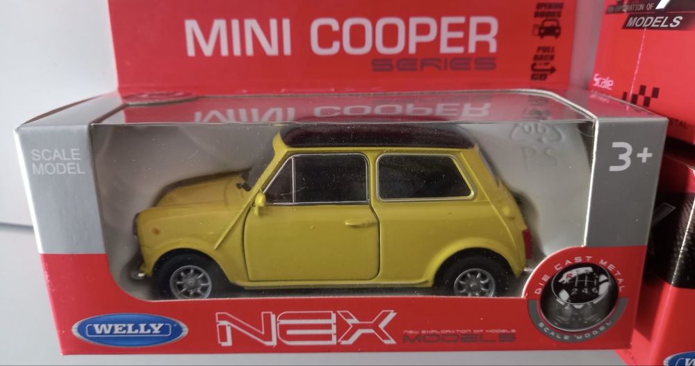 Mini austin escala 1:35