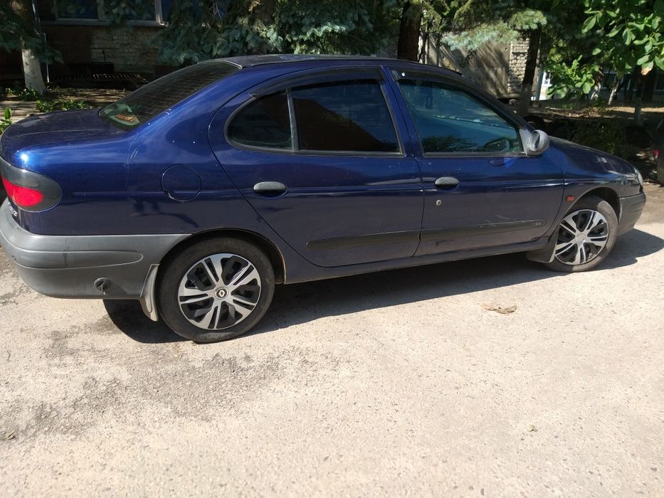 Продам Рено Меган 1