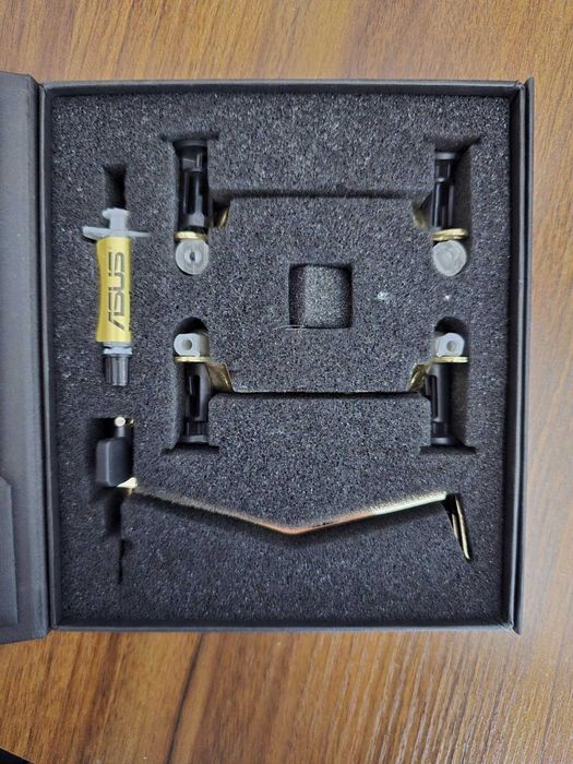 ASUS Triton 79 deluxe limited edition chłodzenie CPU absolutny unikat