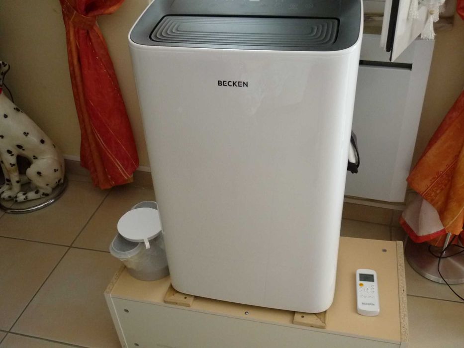 Unidade Ar condicionado portátil Becken 12 000 btu reversivel