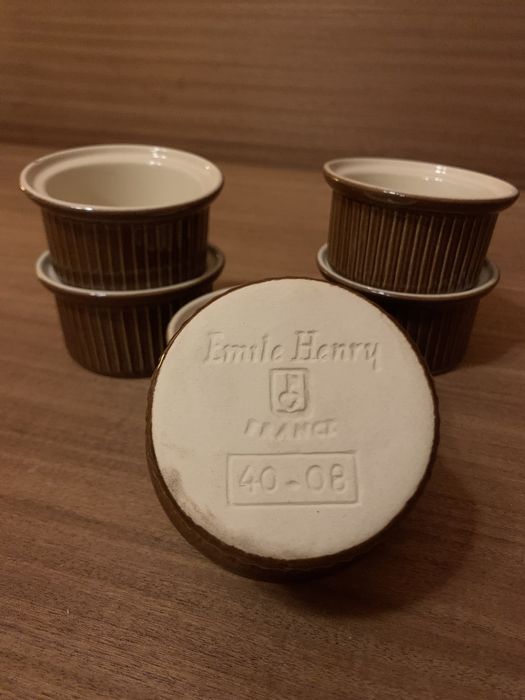 Terei as individuais de porcelana francesa Emile Henry