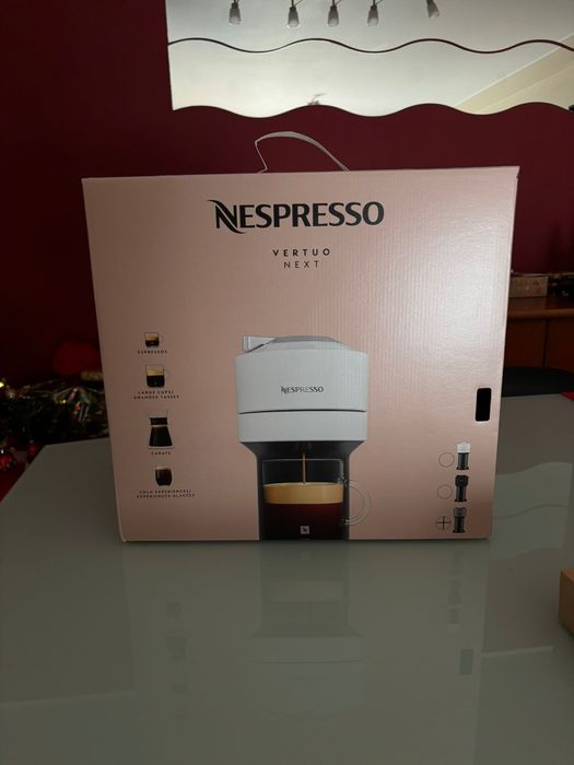 Maquina de café Nespresso Vertuo Next