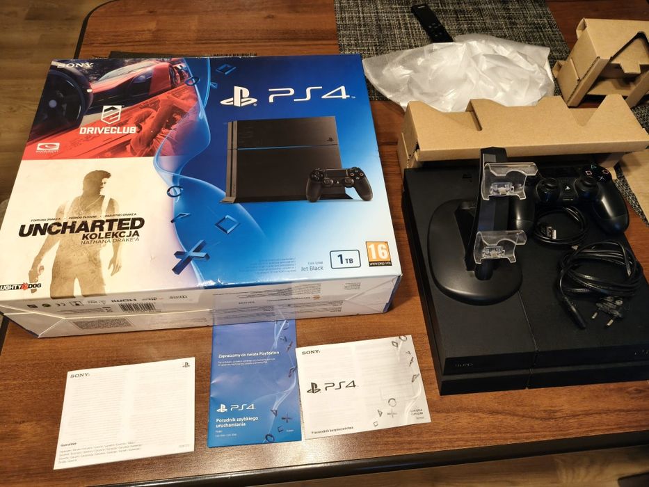 Konsola PlayStation, PS4