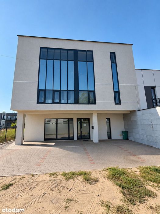 Nowoczesny budynek biurowy 216 m² | Skorupy