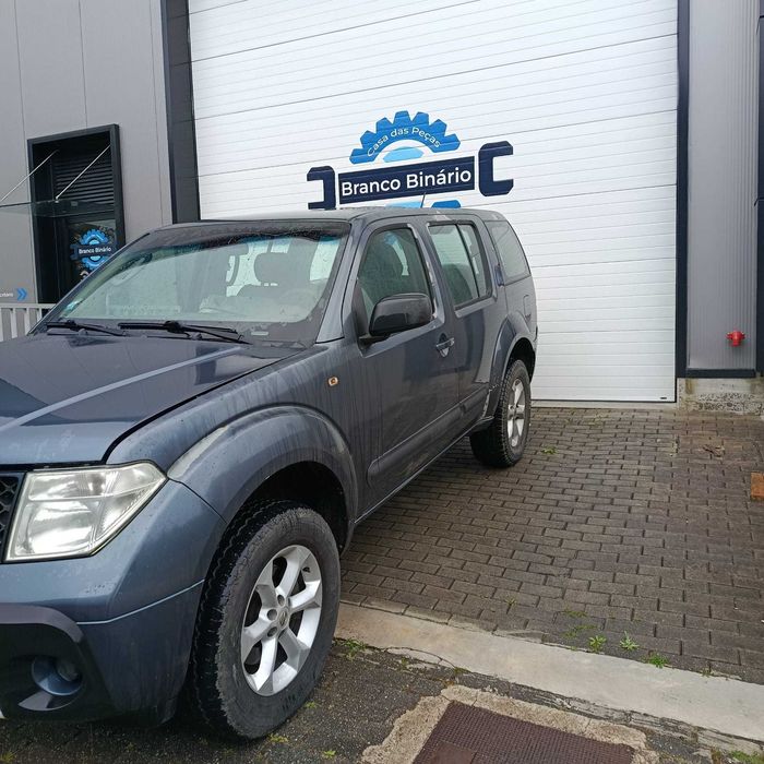 Nissan Pathfinder 2.5 DCI (para peças)