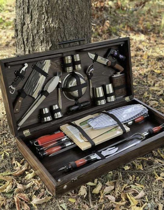 Стильний та неймовірно гарний набір шампурів на подарунок коханому!