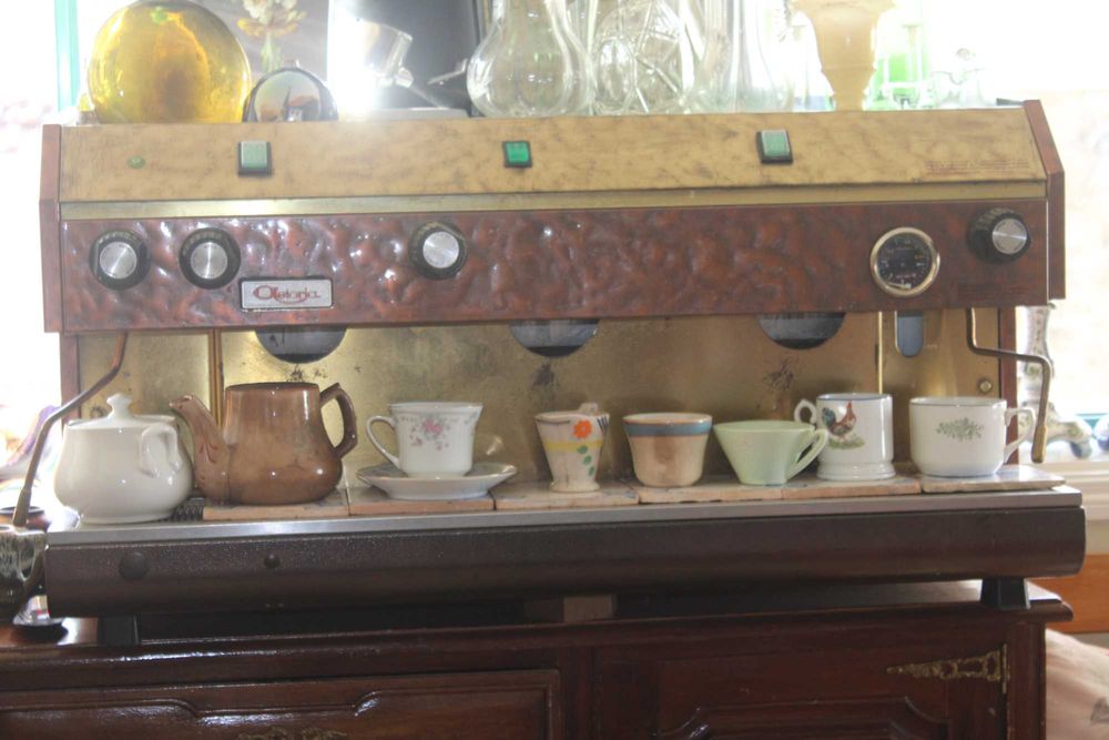 Maquina  de café vintage industrial