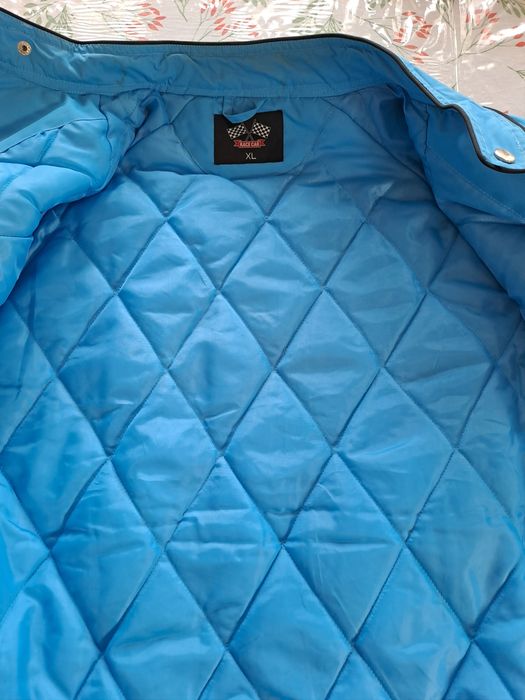 Chaqueta  racing  XL de homem  Nova