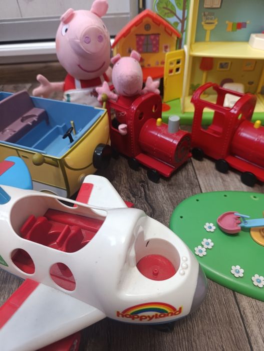 Свинка Пеппа, Peppa pig, будинок свинки Пеппи, автобус, потяг, літак, майданчик