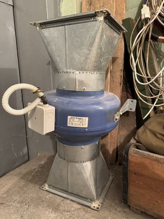 Канальный вентилятор Вентс ВКМС 200