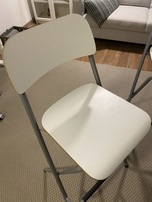 Cadeiras altas brancas / Ikea Franklin