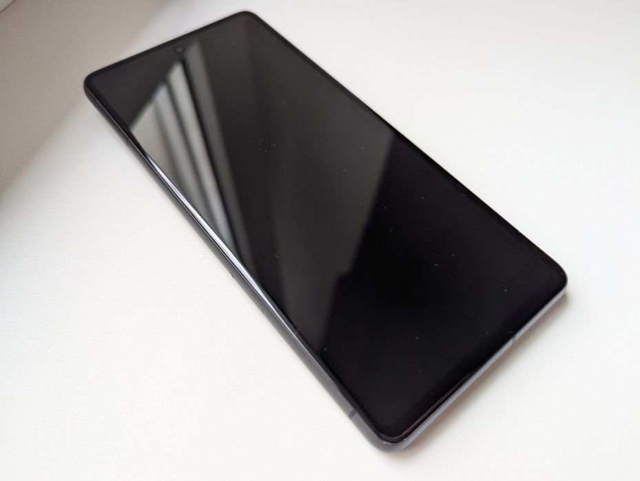 Google Pixel 7 8/128GB идеал Neverlock