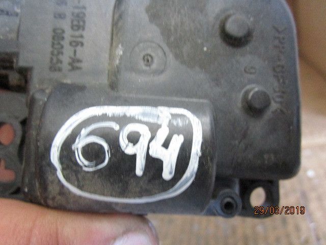 Motor da comporta da sofagem NISSAN Navara Pick Up (D22)