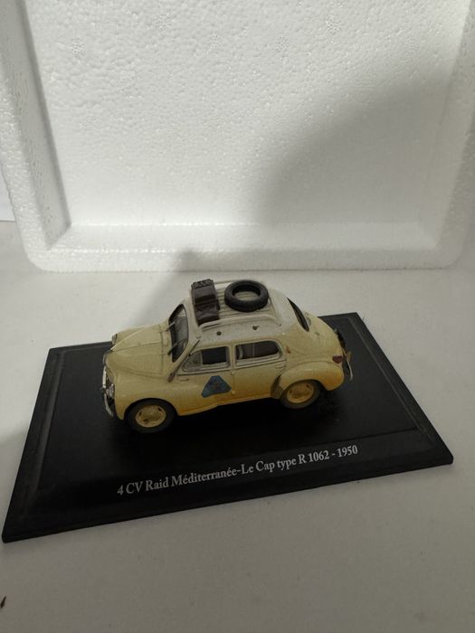Renault 4CV escala 1:43