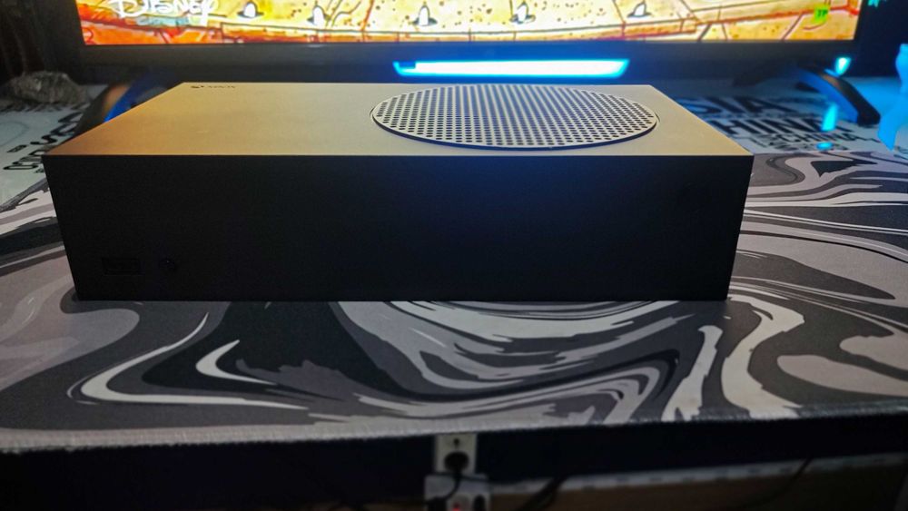 Xbox Siris S Carbon 1TB vendo/troco por algo do meu interesse!