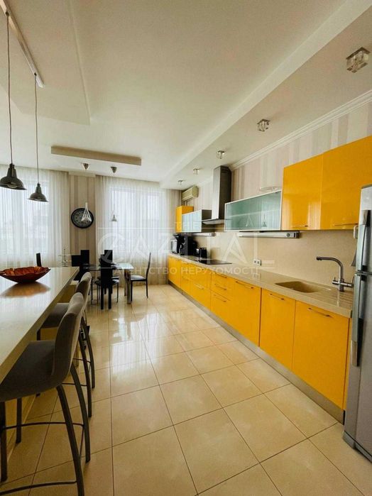 Оренда квартири шевченківський район світло є завжди підземний паркінг