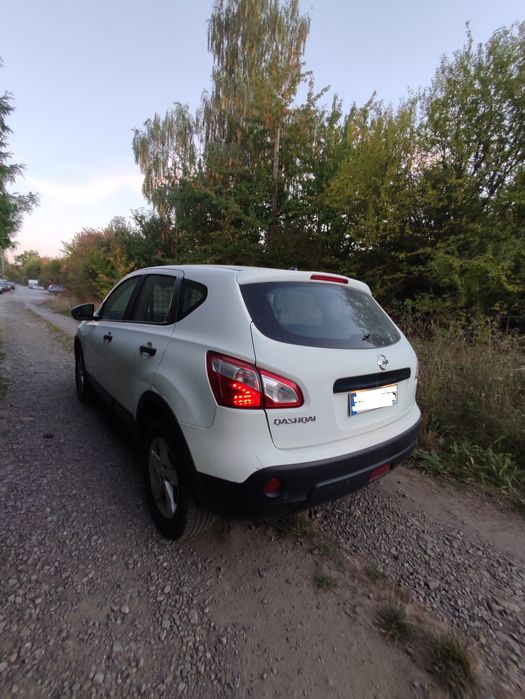 Ніссан Кашкай  1.6