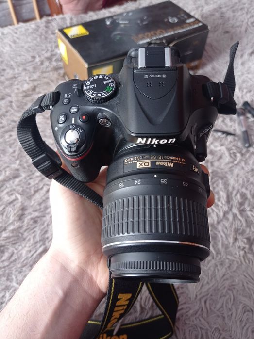 Nikon D5200 18-55mmVR