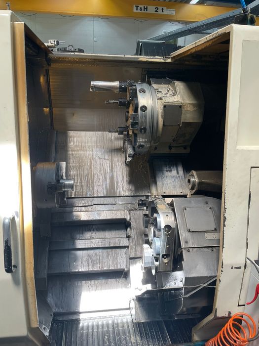 Токарний верстат (токарный станок) Okuma Lu15