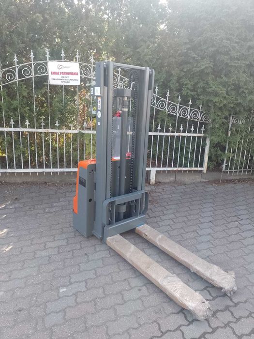ES15E 1500 Kg 3000 MM  Wózek Paletowy Masztowy Elektryk