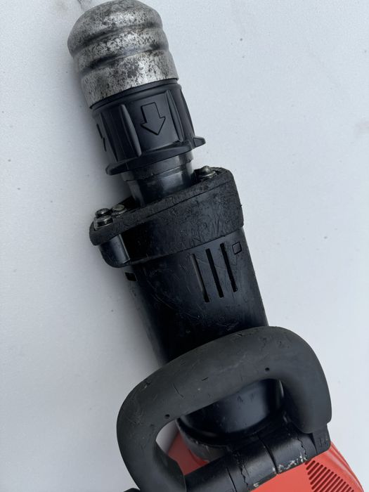 Młot wyburzeniowy Hilti TE 1500 AVR