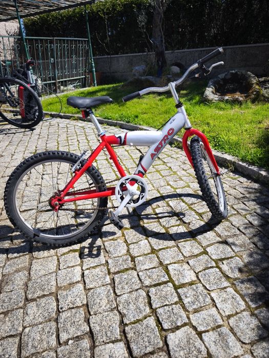 Vendo bicicleta de criança