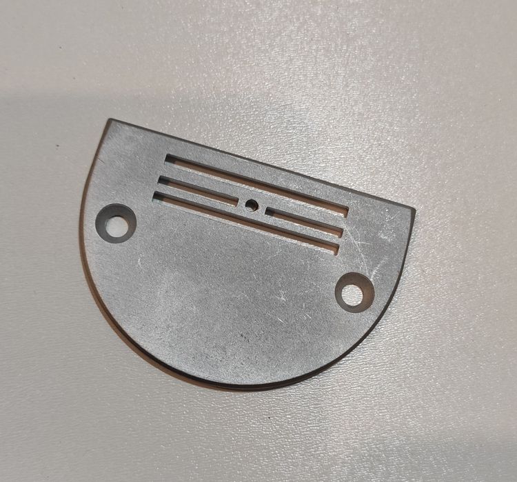 Голкова пластина швейної машини textima 8332