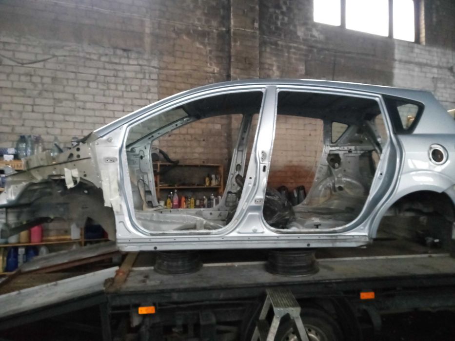 Toyota Corolla Verso 2008. 1.8 бензин. AUR10,CUR10,ZNR1. ZNR11L-GRMDKW