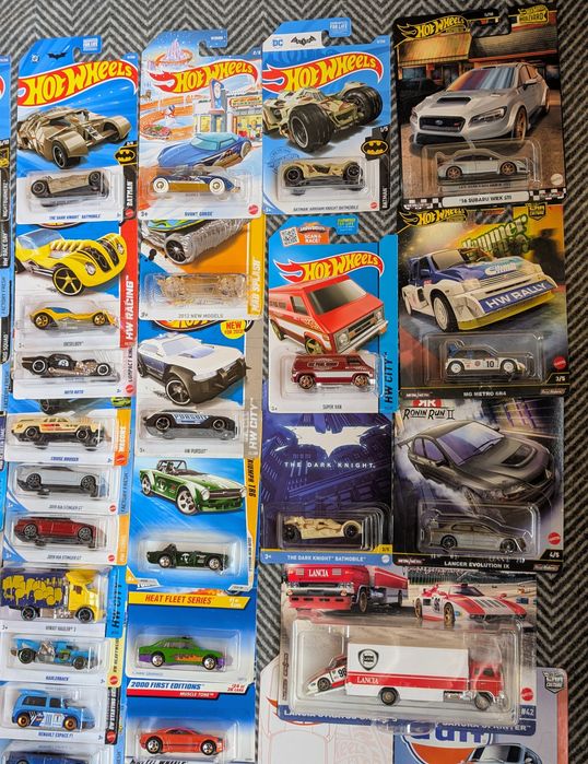 Прикольні і недорогі Машинки моделі хот вілс hot wheels хлопчику