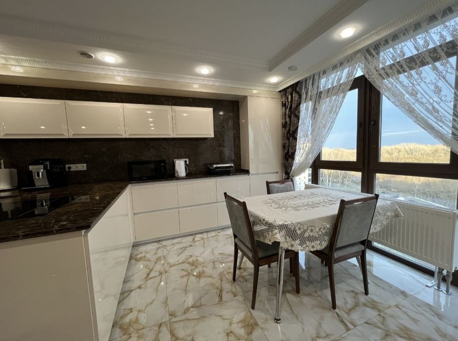 133.5 м2 Продаж 3 х кім.квартири преміум класу Брянськ
