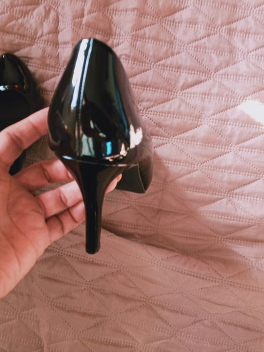 Szpilki, lakierki, czarne