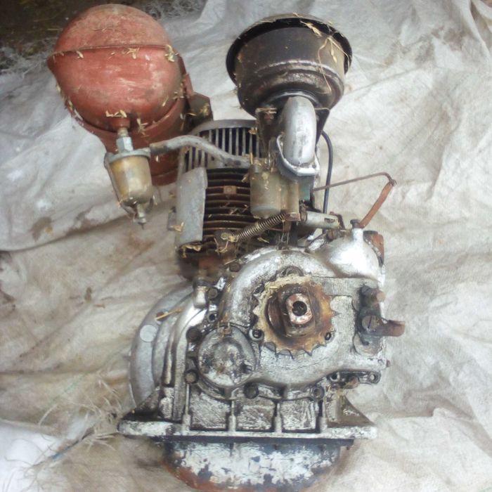 Зід ,двигун одно циліндровий