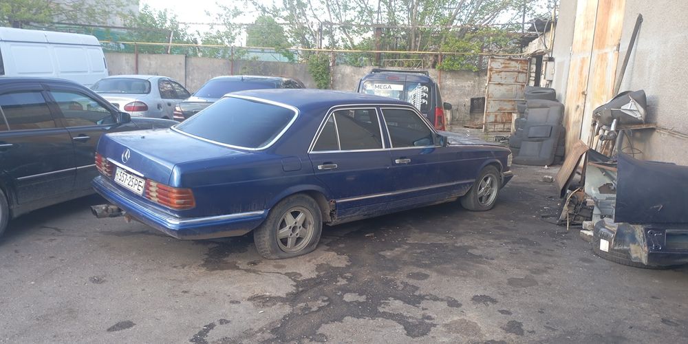Продам Мерседес w126