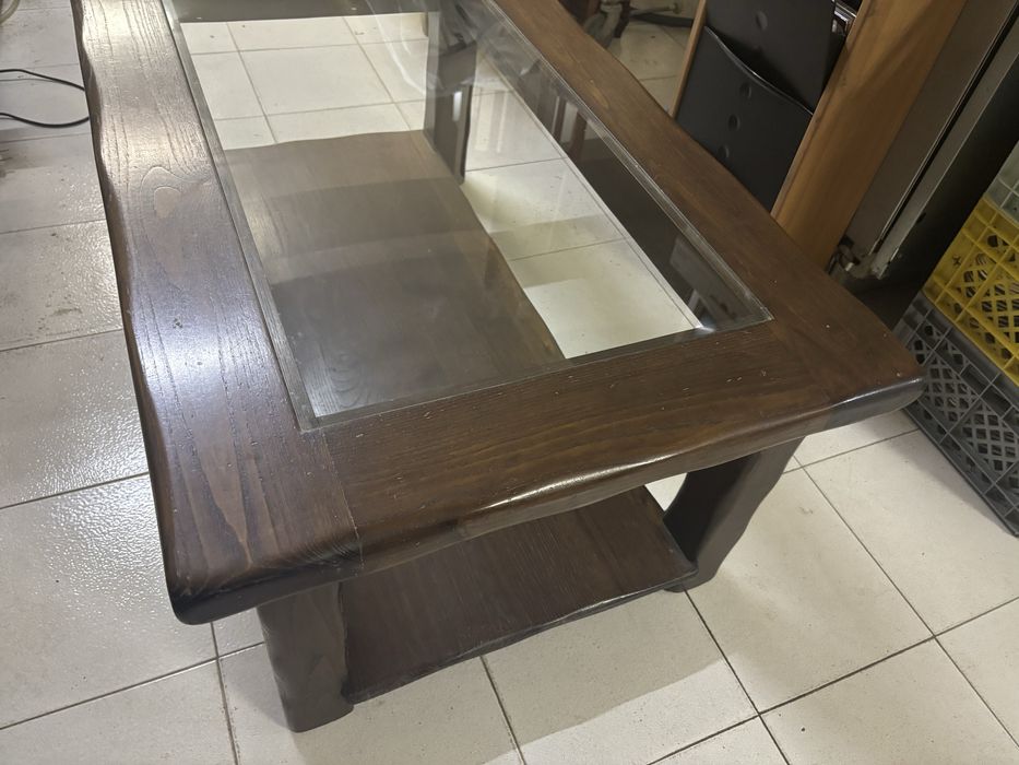 Mesa de madeira sala estar