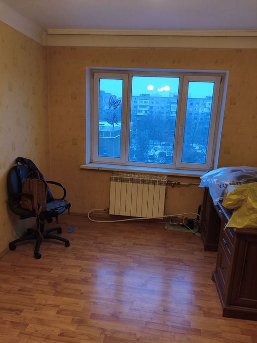 Продам 3 кімнатну квартиру пр-т Голосіївський