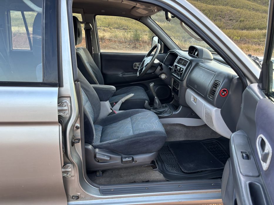 Mitsubishi Pajero Sport 2.5 TD GLS