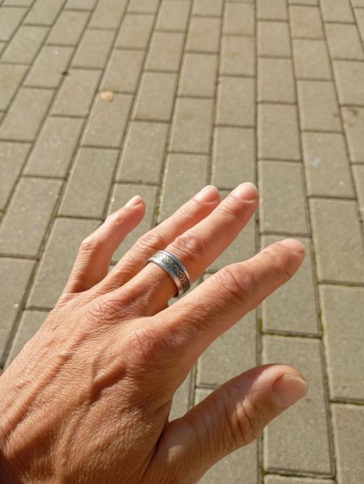 magnífico anel inoxidável